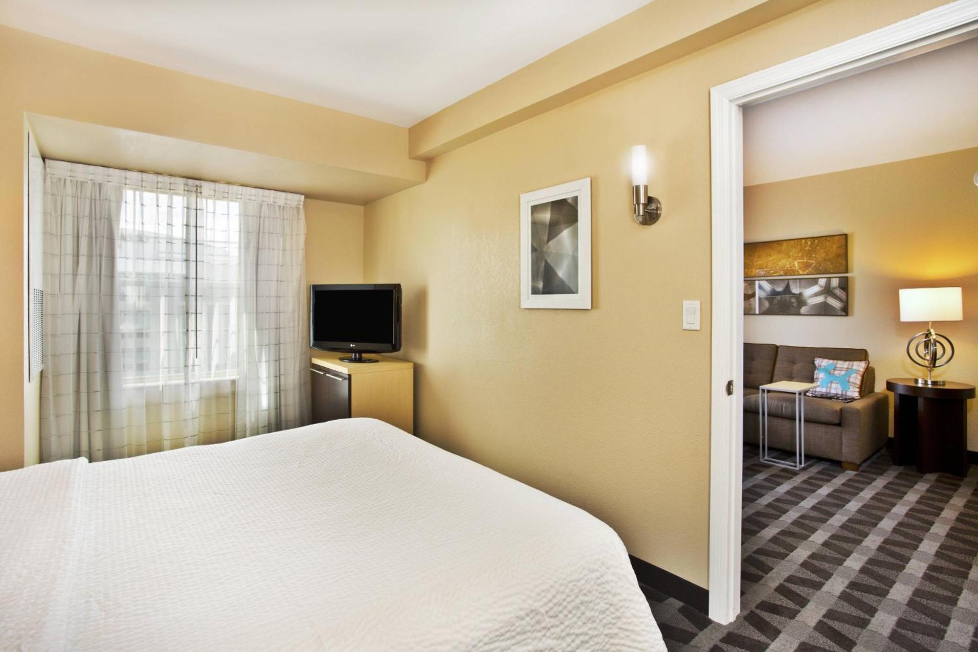 Towneplace Suites Republic Airport Long Island Farmingdale Exterior foto